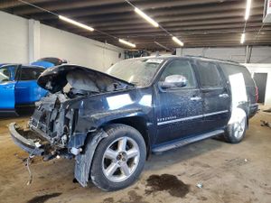 Chevrolet Suburban K1500 LTZ 5.3L 8 2012