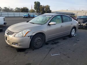 Nissan Altima 2.5L 4 2012