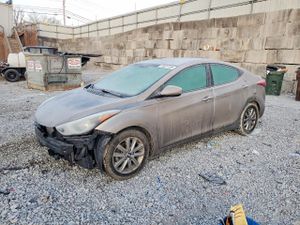 Hyundai Elantra SE 1.8L 4 2014