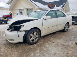 Toyota Camry LE 2.4L 4 2003
