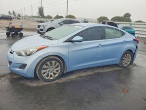 Hyundai Elantra GLS 1.8L 4 2013