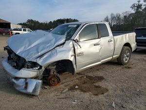 RAM 1500 SLT 5.7L 8 2015