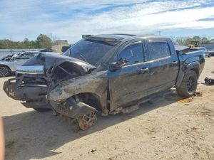 Toyota Tundra CREWMAX SR5 5.7L 8 2013