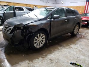Toyota Venza LE 2.7L 4 2012