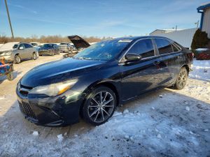 Toyota Camry LE 2.5L 4 2015
