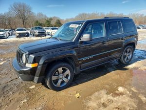 Jeep Patriot LATITUDE 2.0L 4 2015
