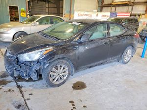Hyundai Elantra SE 1.8L 4 2015