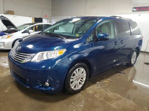 Toyota Sienna XLE 3.5L 6 2012