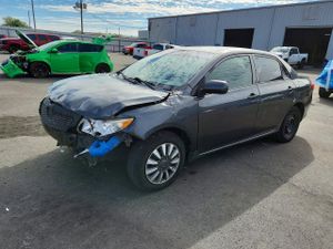 Toyota Corolla BASE 1.8L 4 2010
