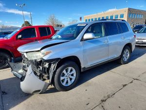 Toyota Highlander BASE 3.5L 6 2013