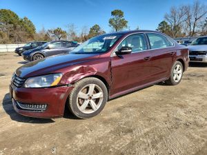 Volkswagen Passat SE 2.5L 5 2013