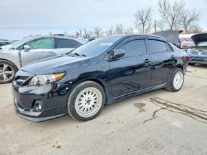Toyota Corolla BASE 1.8L 4 2012