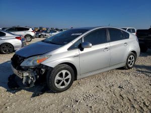 Toyota Prius 1.8L 4 2013