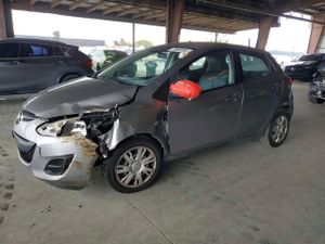 Mazda 2 1.5L 4 2012