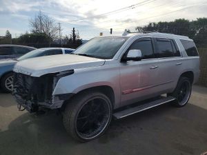Cadillac Escalade PREMIUM 6.2L 8 2015