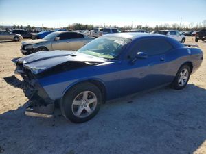 Dodge Challenger SE 3.5L 6 2010