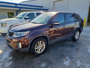 Kia Sorento LX 2.4L 4 2015