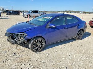 Toyota Corolla 1.8L 4 2015