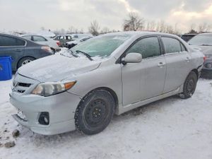 Toyota Corolla BASE 1.8L 4 2011