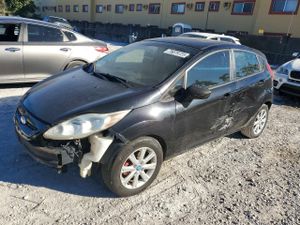 Ford Fiesta SE 1.6L 4 2012