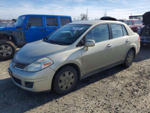 Nissan Versa S 1.8L 4 2008