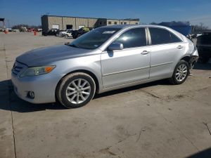 Toyota Camry SE 3.5L 6 2011