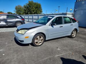 Ford Focus ZX5 2.0L 4 2007