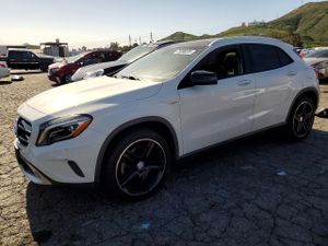 Mercedes-Benz GLA 250 4MATIC 2.0L 4 2015