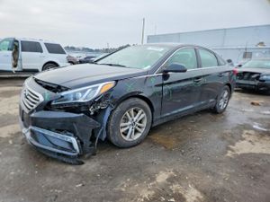 Hyundai Sonata SE 2.4L 4 2015