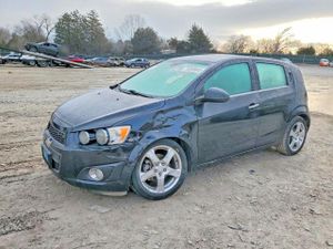 Chevrolet Aveo (Sonic) LTZ 1.8L 4 2013