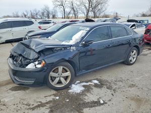 Volkswagen Passat SE 2.5L 5 2012