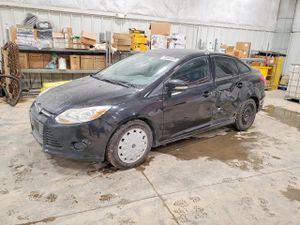 Ford Focus SE 2.0L 4 2013