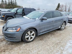 Volkswagen Passat 1.8L 4 2014