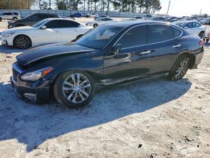 Infiniti Q70 3.7L 6 2015