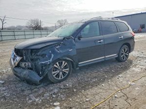 Nissan Pathfinder S 3.5L 6 2013
