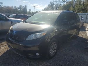 Toyota Sienna XLE 3.5L 6 2017