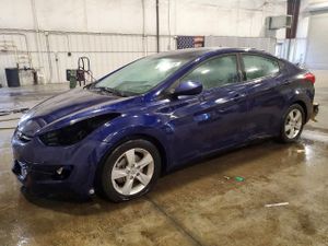 Hyundai Elantra GLS 1.8L 4 2013