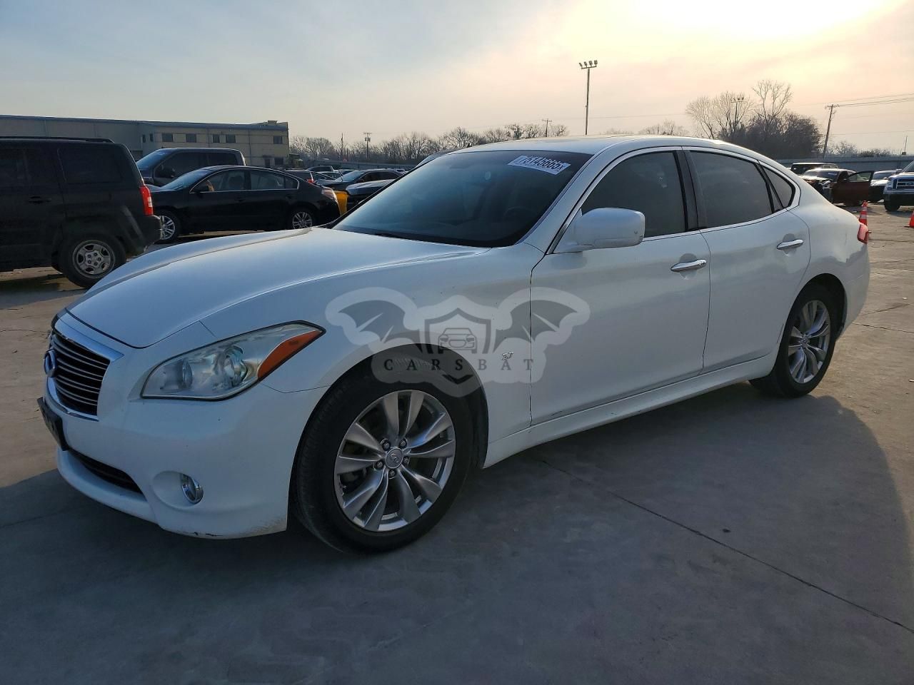 Infiniti Q70 3.7 3.7L 6 2014