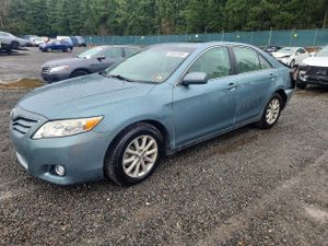 Toyota Camry BASE 2.5L 4 2010