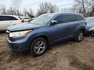 Toyota Highlander XLE 3.5L 6 2014