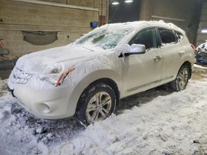 Nissan Rogue S 2.5L 4 2012