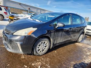 Toyota Prius 1.8L 4 2013