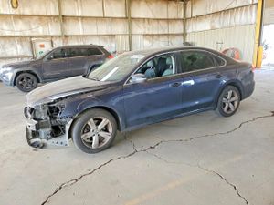 Volkswagen Passat SE 2.5L 5 2012