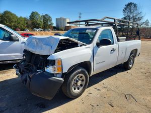 Chevrolet Silverado 1500 C1500 4.3L 6 2013