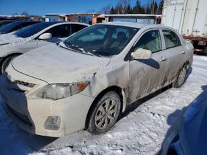 Toyota Corolla BASE 1.8L 4 2013