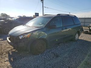 Toyota Sienna CE 3.3L 6 2004
