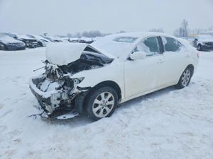 Toyota Camry BASE 2.5L 4 2011