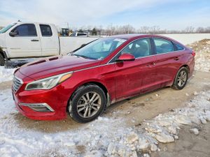 Hyundai Sonata SE 2.4L 4 2015