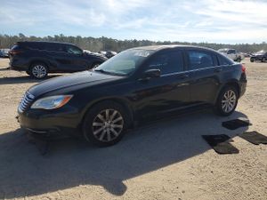 Chrysler 200 TOURING 2.4L 4 2013