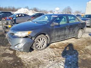 Toyota Camry BASE 2.5L 4 2012